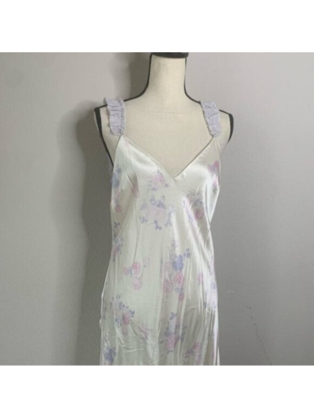 NWT LoveShackFancy Elizabella Lilac Pearl Maxi Dress - Picture 10 of 17